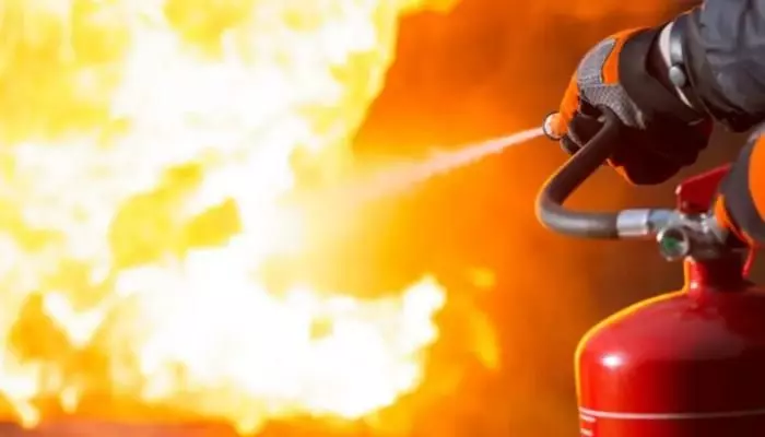 كشف التماس الكهرباء بالخرج